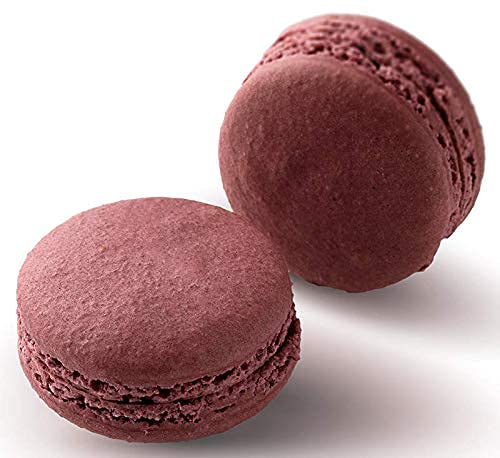 18 Berry Macarons