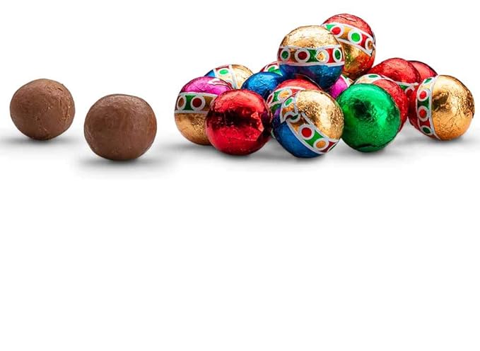 Madelaine Milk Chocolate Christmas Candy – Assorted Presents & Ornaments – Individually Wrapped Holiday Chocolates – Christmas Treats & Stocking Stuffers – 12 oz Bag