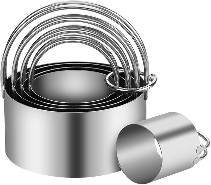 5 Pieces Cookie Cutters Round Cutters Stainless Steel Biscuit Cutter with Handle in Graduated Sizes Round Shape Molds