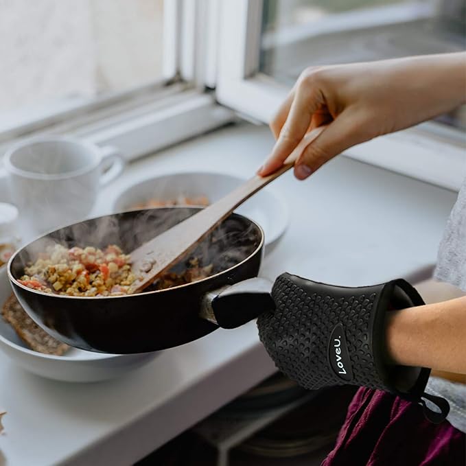 Kitchen Oven Gloves - Dual-Layer Heat Resistant Grilling Gloves, Silicone Oven Mitts with 5 Fingers, Waterproof Non-Slip Pot Holder for Barbecue, Cooking, Baking (Small, Black)