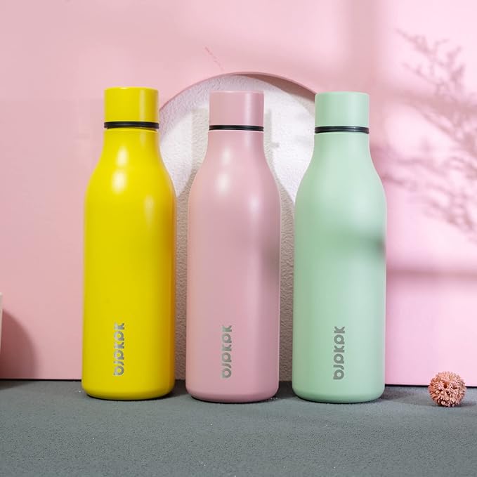 BJPKPK Insulated Water Bottles, 18 oz Stainless Steel Metal Water Bottle with Strap, BPA Free Leak Proof Thermos, Mugs, Flasks, Reusable Water Bottle for Sports & Travel, Macaron Green