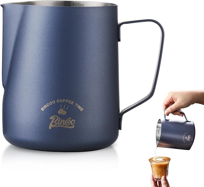 Milk Frothing Pitcher, 20OZ/600ML Stainless Steel Espresso Steaming Pitcher Coffee Milk Frother Cup with Handle and Scale