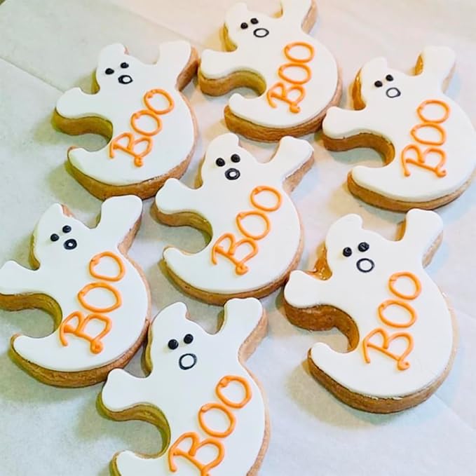 Halloween Cookie Cutters 5pcs, Cat Bat Pumpkin Magic Hat Cookie Cutter Sturdy Easy to Clean & Demold Pancake Dough Molds, Fondant Cutters for Baking Biscuit