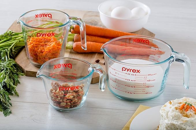 Pyrex Essentials (3-Pack) Glass Measuring Cups Set, (1, 2 & 4 Cup) Measuring Cups For Prepping, Baking and Cooking, Preheated Oven, Dishwasher, Freezer, and Microwave Safe