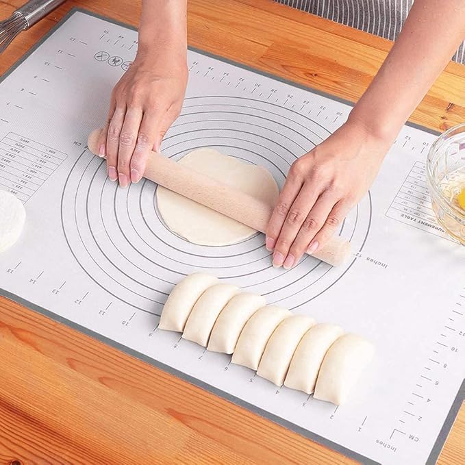 Silicone Baking Mat，Non Stick Rolling Dough with Measurements for Pie Pizza Cookies Fondant Making，Extra Thick Non Slip Silicone Pastry Mat