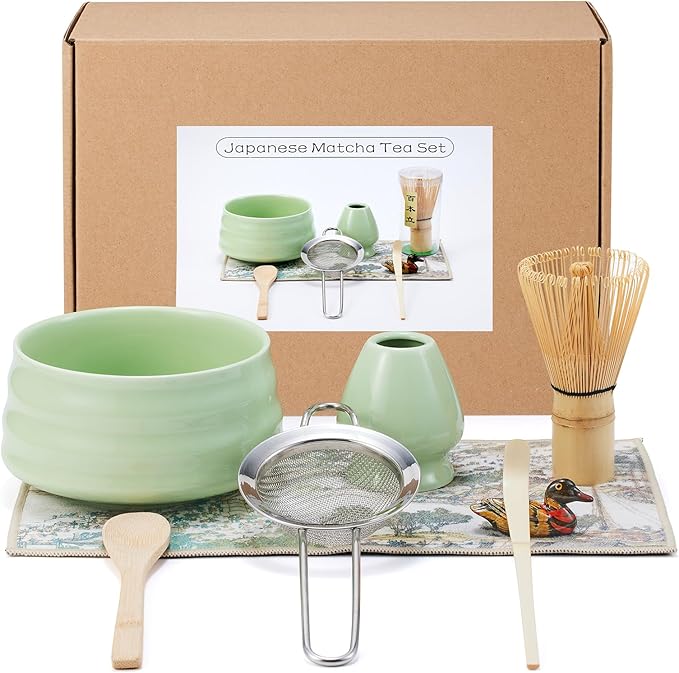 Japanese matcha set, matcha whisk and bowl, matcha sieve, matcha whisk holder, and matcha spoon - 8pcs Matcha Set (green)