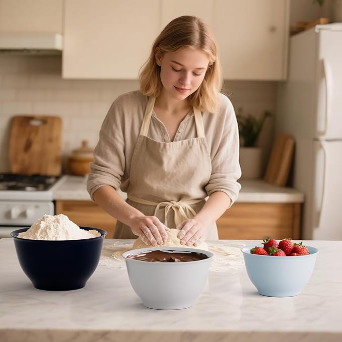 TP Large Mixing Bowl Set with Lids, Melamine Nesting Bowls Set for Pasta Baking Salad Mixing, Set of 3, Blue and White