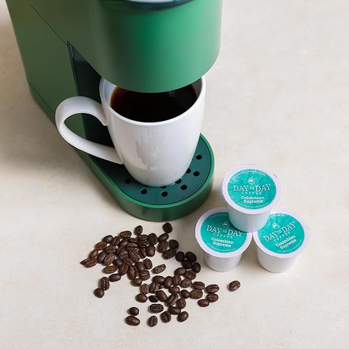 Day To Day 120-Count Colombian Supreme Light Roast Single Serve Coffee Pods for K-Cup Keurig Brewers