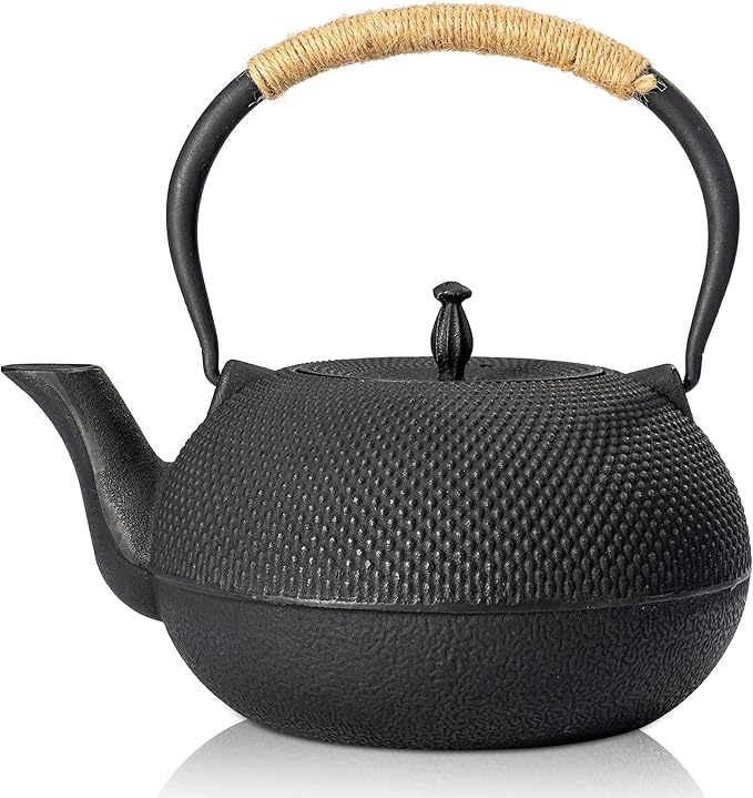 suyika Japanese Tetsubin Tea Kettle Cast Iron Teapot with Stainless Steel Infuser 60 oz/1800 ml