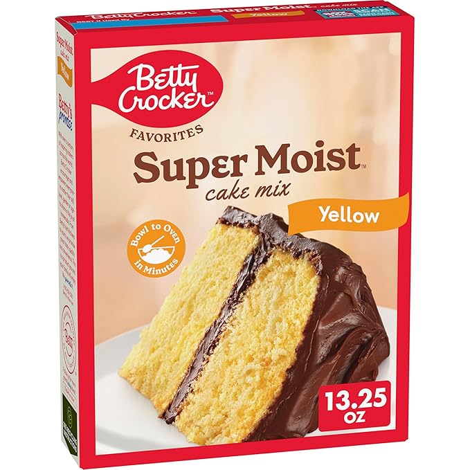 Betty Crocker Favorites Super Moist Yellow Cake Mix, Holiday Baking, 13.25 oz