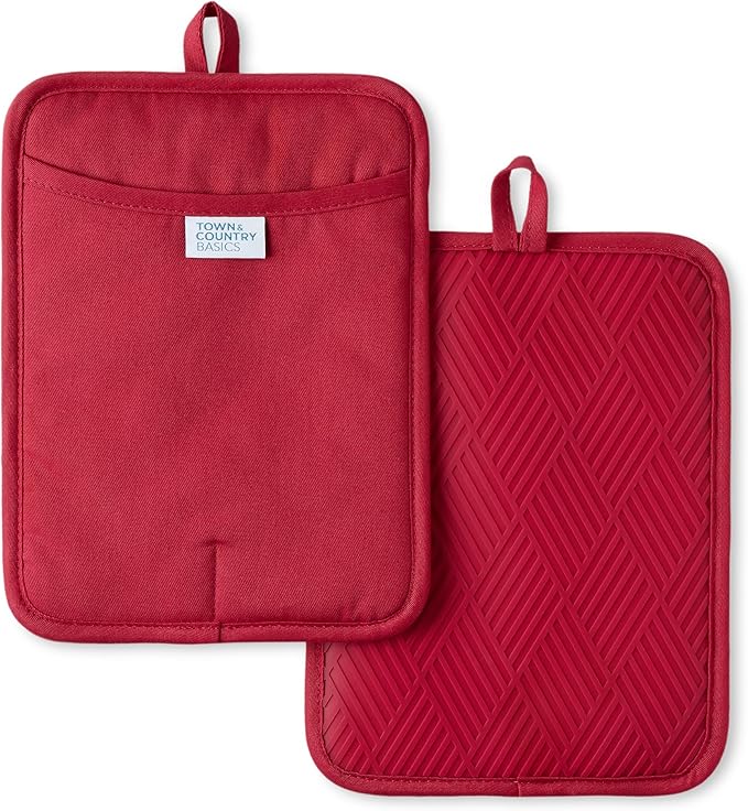 TOWN & COUNTRY BASICS Basketweave Soft Silicone Pot Holder 2-Pack Set, Heat Resistant up to 500F, Flexible Silicone, Non-Slip Grip, Red, 7.5"x10"