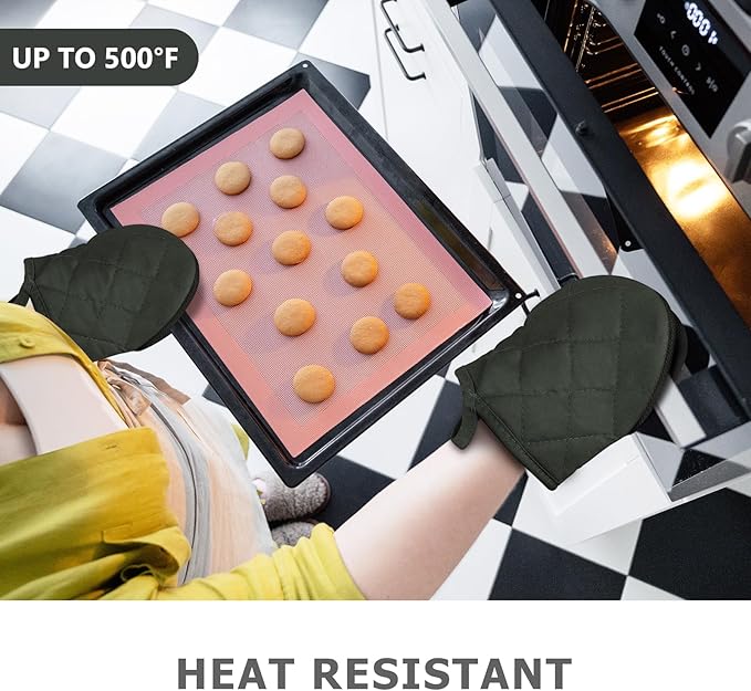 1 Pair Short Oven Mitts, Heat Resistant Silicone Kitchen Mini Oven Mitts for 500 Degrees, Non-Slip Grip Surfaces and Hanging Loop Gloves, Baking Grilling Barbecue Microwave Machine Washable (Gray)