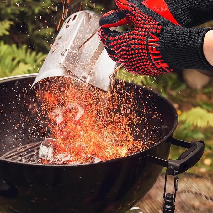 BBQ Gloves, Oven Gloves, 1472°F Extreme Heat Resistant Barbecue Gloves, Silicone Non-Slip Oven Mitts, Kitchen Gloves for Cooking, Grilling, and Baking (Red)