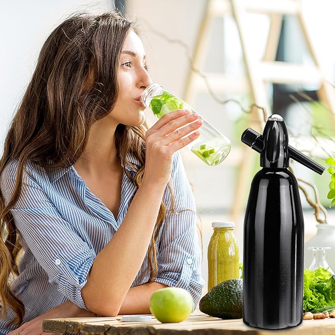 1L Portable Home Soda Maker – Aluminum Soda Siphon, Vintage Seltzer Bottle for DIY Homemade Carbonated Drinks, Sparkling Water Maker for Healthy Soda Water & Cocktails (Black)
