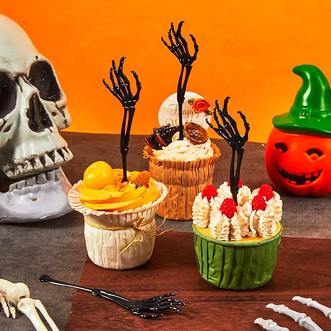 Remerry 100 Pcs Halloween Skeleton Swizzle Sticks Cocktail Garnish Sticks Hand Plastic Food Picks Coffee Stirrers Reusable Drink Stir Sticks Halloween Party Decorations for Birthday Bar Home(Black)