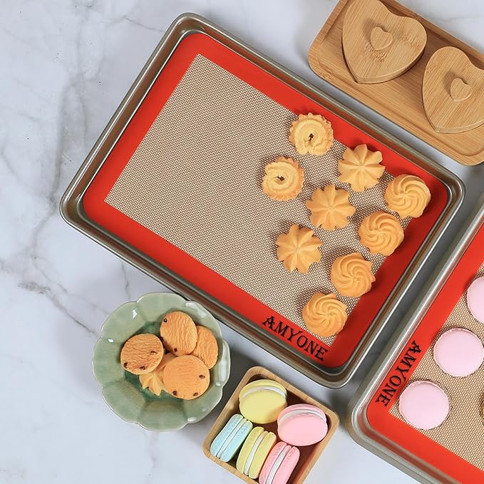 AMYONE Quarter Sheet Silicone Baking Mat, 2 Pcs Non-Stick Silicone Baking Mats Cookie Sheet for 9x13 Baking Pan, Reusable Baking Sheet Liners Compatible with Nordic Ware Naturals Quarter Sheet
