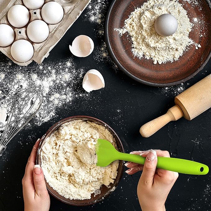 Silicone Spatula 3-piece Set, Ergonomic Handle High Heat-Resistant Spatulas, Non-stick Rubber Spatulas with Stainless Steel Core, Green