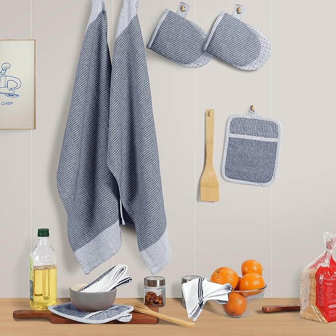 Casa Platino Mini Oven Mitts Set, 8-Piece – 500°F Heat Resistant Silicone Oven Mitts, Potholders for Kitchens, 2 Kitchen Towels & 2 Dish Cloths – Non-Slip & Durable – Indigo